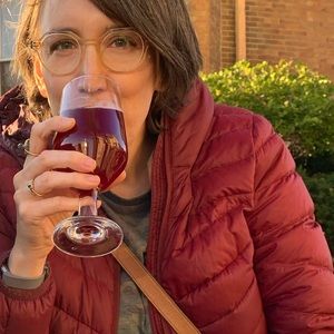 Meet your Posher, Carrie